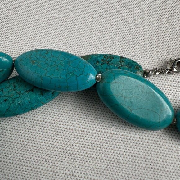 Dyed Magnesite Turquoise Bead Necklace - Picture 10 of 12